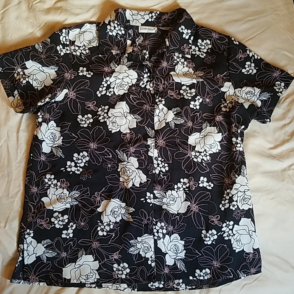 Stylish polyester button down shirt